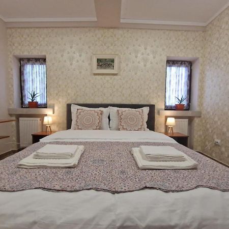 Laroka House Arty And Cosy Studio Universitate Center Bukareszt Zewnętrze zdjęcie