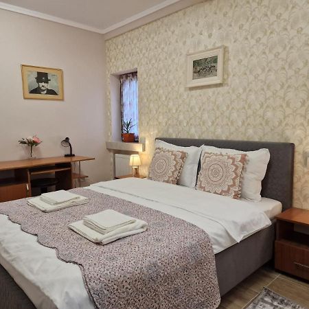 Laroka House Arty And Cosy Studio Universitate Center Bukareszt Zewnętrze zdjęcie