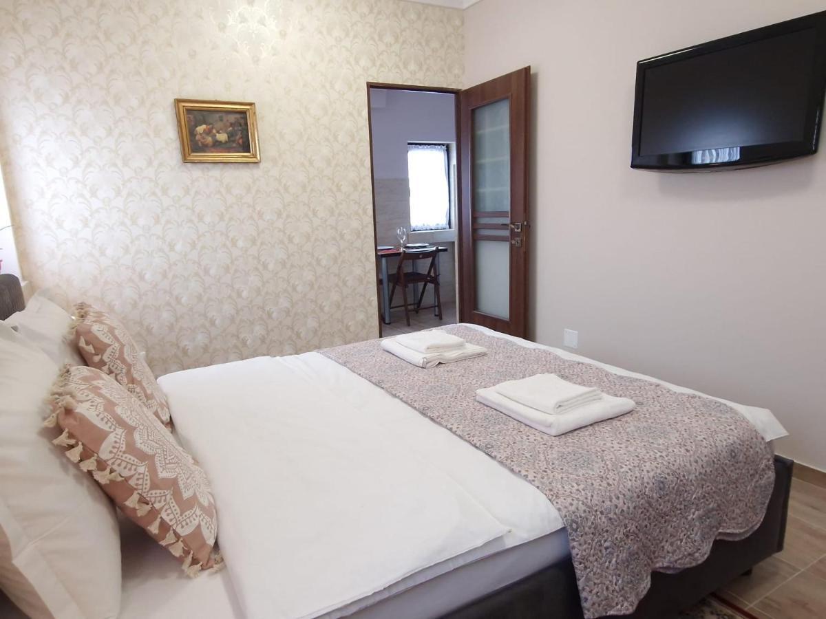Laroka House Arty And Cosy Studio Universitate Center Bukareszt Zewnętrze zdjęcie